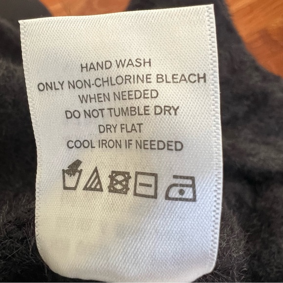 LPA Molly Sweater cardigan Fuzzy Knit  XS - Picture 11 of 12